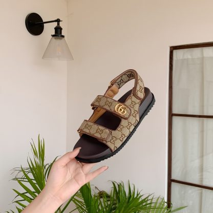 Gucci's new GG sandals - Image 2