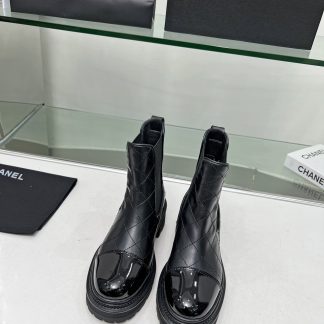 Chanel's latest autumn and winter fashion all-match black leather boots