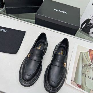 Chanel autumn and winter new black matte versatile leather loafers