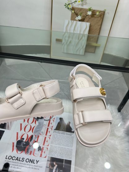 Gucci's new GG sandals - Image 2