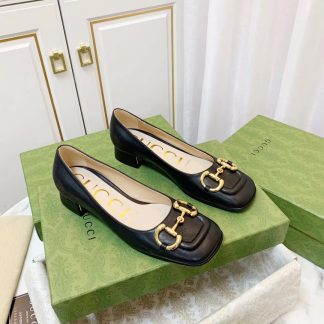 Gucci's new horsebit buckle (same style for shoes and sandals)