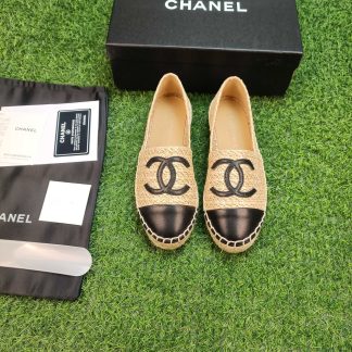 Chanel popular cowhide apricot black casual shoes