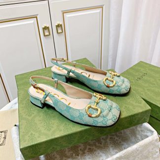 Gucci's new horsebit buckle (same style for shoes and sandals)