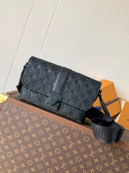 Louis Vuitton M23741 Black Pressed S-Cape Messenger Bag