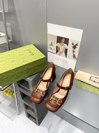 Gucci mid-heeled pumps