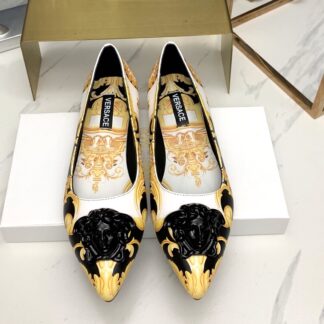 VERSACE classic printed pointed flat casual shoes
