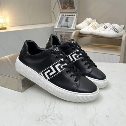 VERSACE new simple casual men's shoes