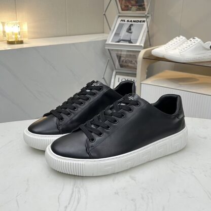 VERSACE new simple casual men's shoes