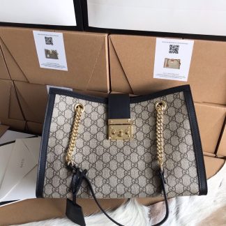 Gucci leather keychain