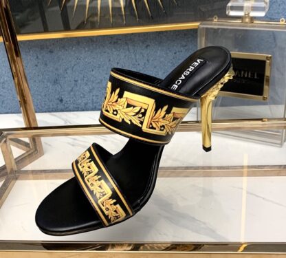 VERSACE New Fashion Printed Sandals High Heels - Image 2