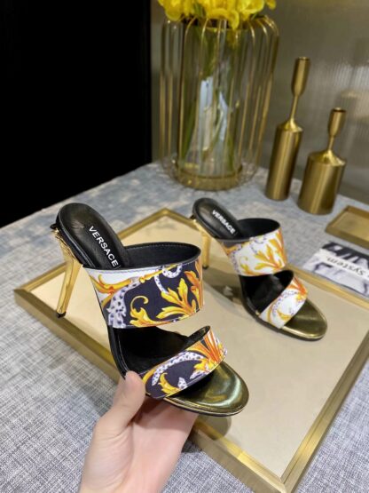 VERSACE New Printed Sandals High Heels - Image 2