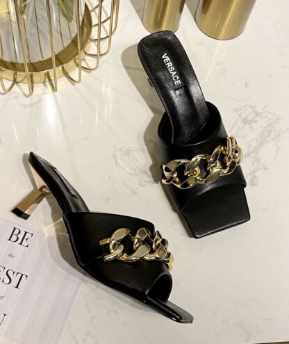 VERSACE SQUARE TOE CHAIN ​​HIGH HEELS - Image 2