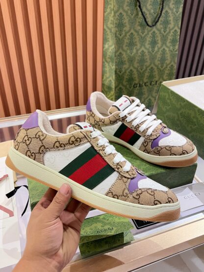 Gucci retro distressed elements, washed retro logo casual shoes on the tongue
