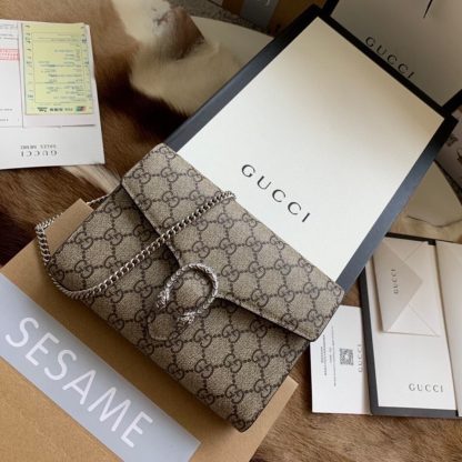 Gucci Double Tiger Head Buckle Leather Chain Bag