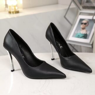VERSACE new pointed leather high heels