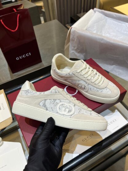 Gucci's classic retro style never fades Forrest Gump shoes
