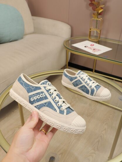 Gucci Double G embroidered low-top lace-up fashion sneakers - Image 2