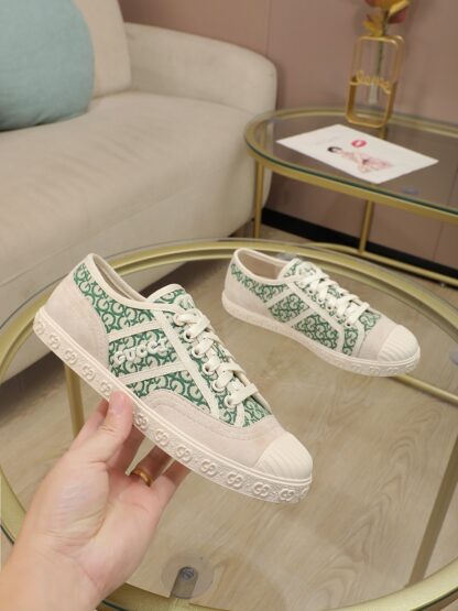 Gucci Double G embroidered low-top lace-up fashion sneakers - Image 2