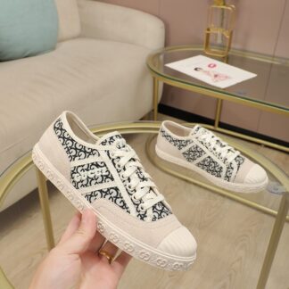 Gucci Double G embroidered low-top lace-up fashion sneakers