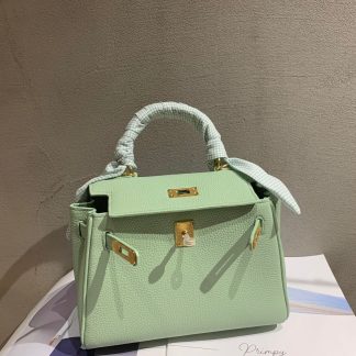 Hermes light green interior can hold more three-dimensional age-reducing handbag