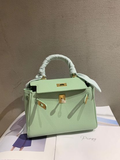 Hermes light green interior can hold more three-dimensional age-reducing handbag