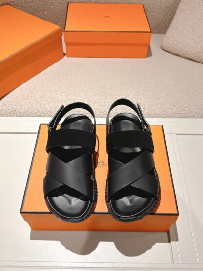 Hermes black comfortable casual style cross sandals with a bottom thickness of 4cm