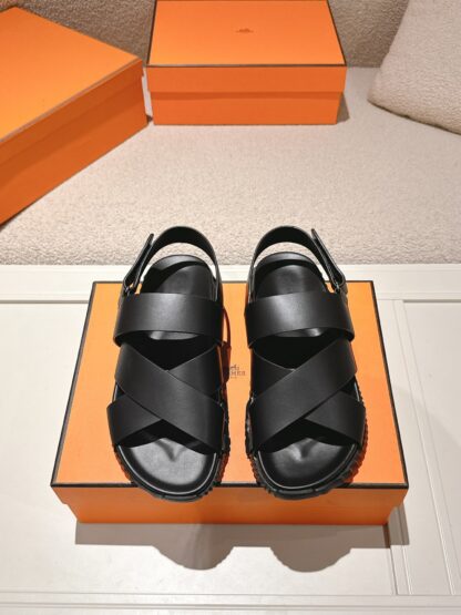 Hermes pure black comfortable casual style cross sandals with a bottom thickness of 4cm