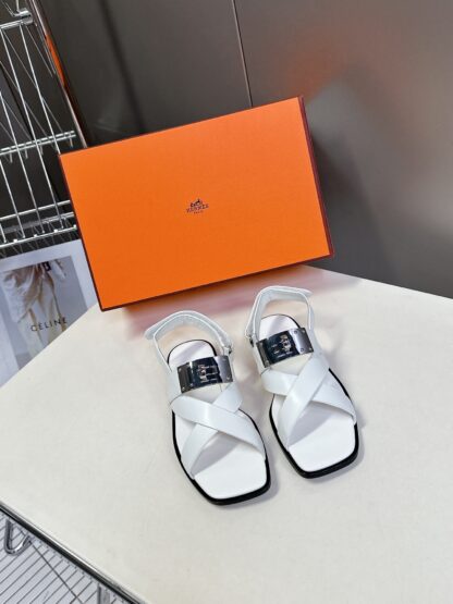Hermès Spring and Summer Classic Square Toe White Versatile Comfort Sandals