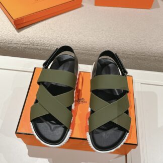 Hermès classic green comfortable casual style cross sandals