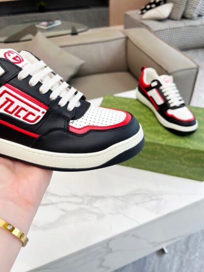 Gucci's latest hot-selling sneakers for couples - Image 2