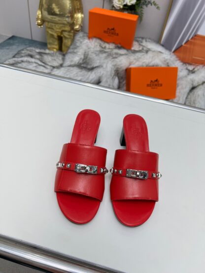 Hermès new spring and summer red thick-heeled sandals, heel height 5cm