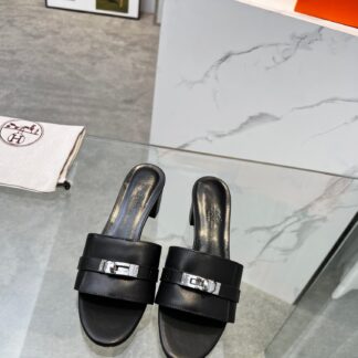 Hermès early spring new black high-heeled sandals