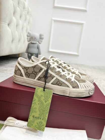Gucci Lido series distressed casual shoes