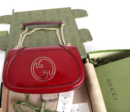 Gucci red patent leather temperament chain bag