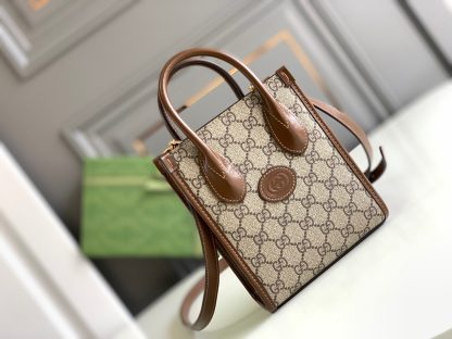 Gucci exquisite small handbag