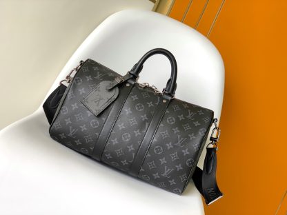 Louis Vuitton Keepall Bandoulière 35 Handbag