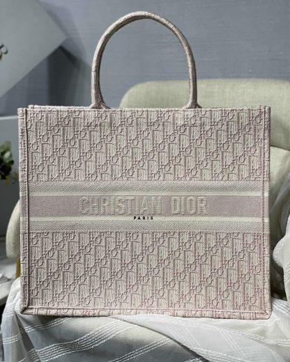 Dior Book Tote Oblique series bag