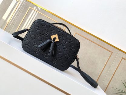Louis Vuitton m44597 black leather bag