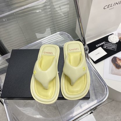 Chanel Summer Macaron Light Yellow New Bread Cute Beach Flip Flops Bottom Thickness: 2cm