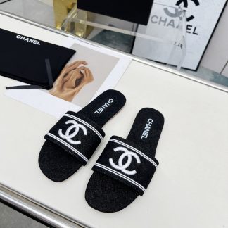 Chanel black new fabric sheepskin slippers