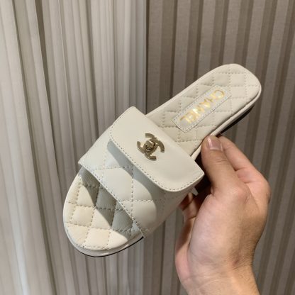 Chanel white versatile slimming slippers