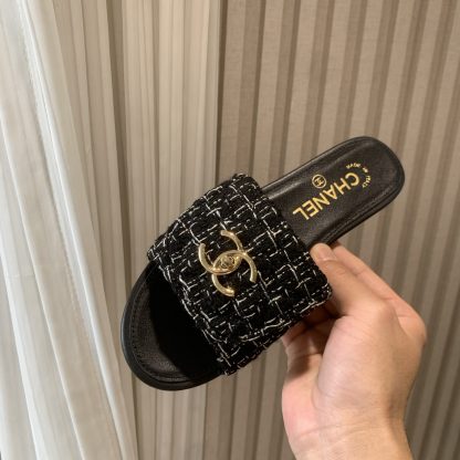 Chanel Early Autumn New High Fashion Sweet Flip Flops