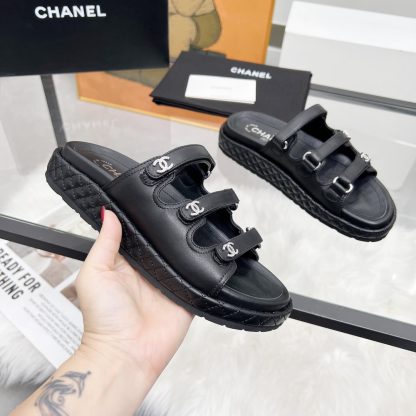 Chanel black early spring single shoes dancing shoes series delicate retro style slippers