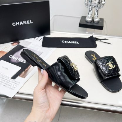 Chanel early spring dance shoes series European and American catwalk new slippers