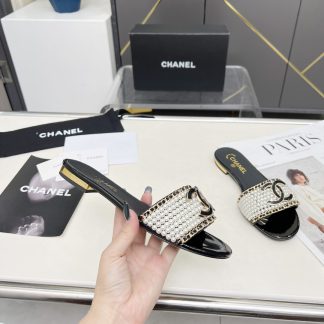 Chanel Spring/Summer Dance Shoes Collection Retro-Style Slippers Full of Sewn Pearls