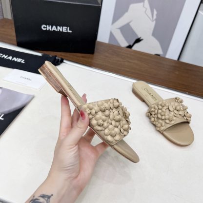 Chanel Spring/Summer Apricot Delicate Shoes and Custom Flower Sandals Heel Height 1.5cm