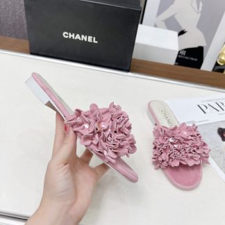 Chanel Spring/Summer Dance Shoes Collection Pink Retro Printed Brick Slippers