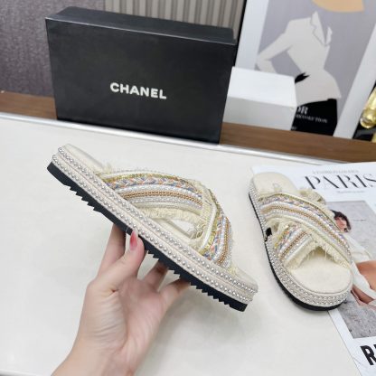 Chanel Early Spring White and Gold Series Small Round Toe Hot Brick Slippers