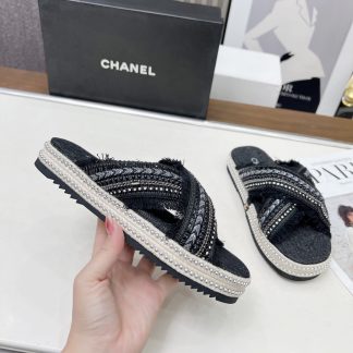 Chanel Early Spring Black and Gray Series Small Round Toe Hot Brick Slippers