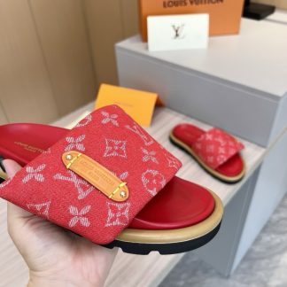 Louis Vuitton's latest fashion casual half slippers